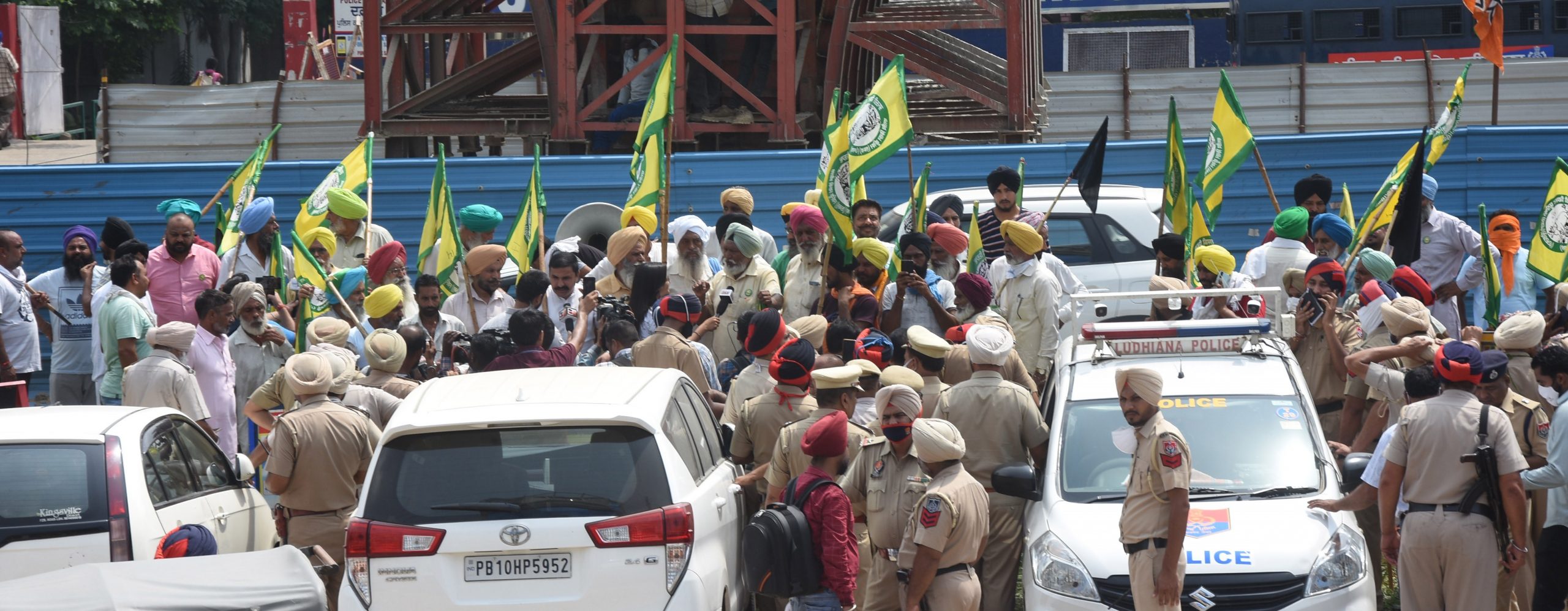 भाजपा प्रदेश अध्यक्ष का किसानों ने किया विरोध