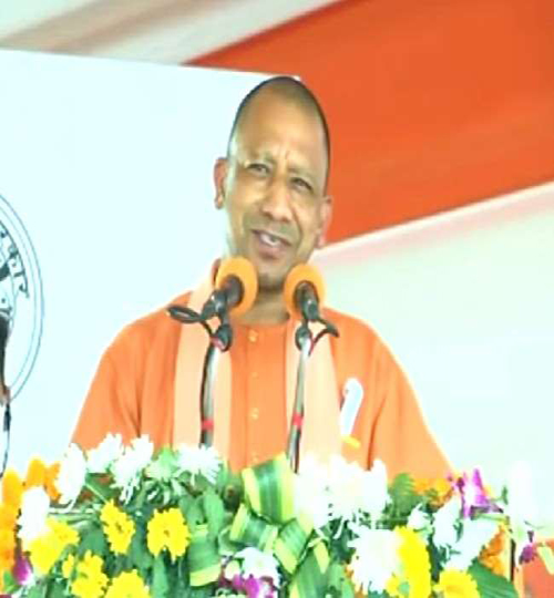 CM Yogi Announced : सीएम योगी ने ग्राम प्रधानों के वित्तीय अधिकारी और मानदेय बढ़ाने की घोषणा की