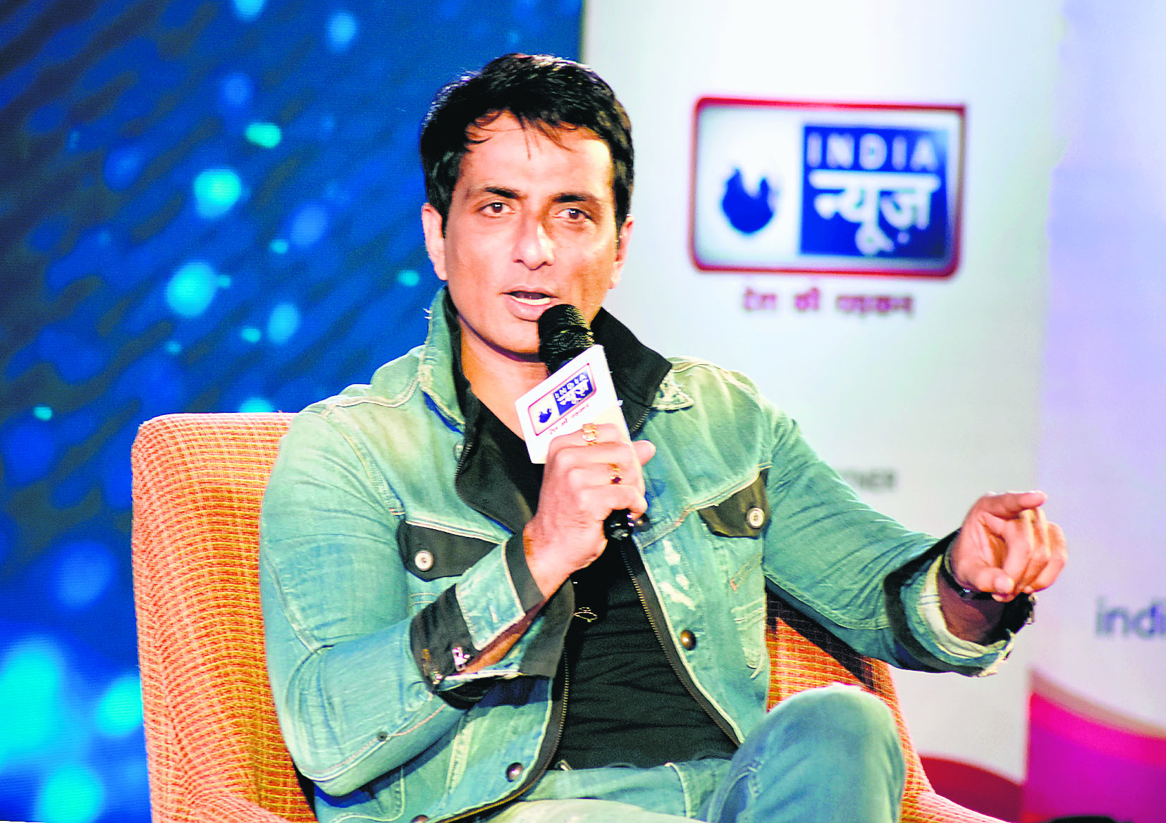 Sonu Sood on India News Punjab Conclave: जिंदगी का मकसद पैसा कमाना नहीं दुआ कमाना होना चाहिए: सोनू सूद