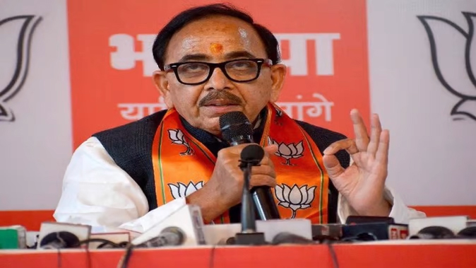 Union Minister Mahendra Nath Pandey Said : अपराधियों को संरक्षण देने में सपा प्रमुख आगे, बोले- केंद्रीय मंत्री डॉ. महेंद्र नाथ पांडेय