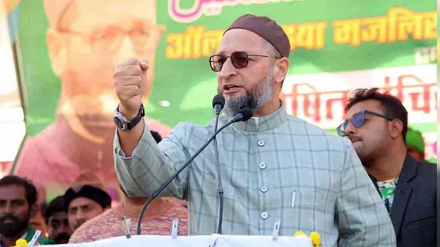 Owaisi’s Attack on BJP : ओवैसी का भाजपा पर करारा प्रहार, इसी मानसिकता वालों ने मारा था गांधी को