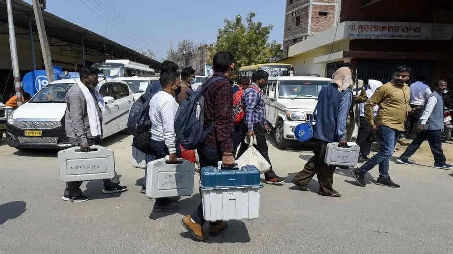 Counting will Start Tomorrow at 8 am in UP : यूपी में कल सुबह 8 बजे शुरू होगी काउंटिंग, सुरक्षा के कड़े इंतजाम, 70 हजार पुलिस कर्मी तैनात