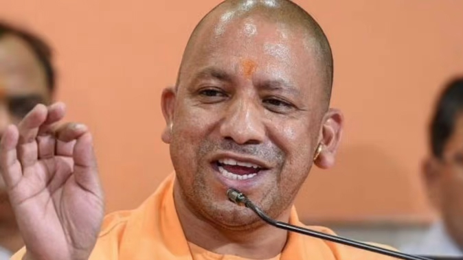 Prepration for CM Yogi Swearing in Ceremony : योगी आदित्यनाथ के शपथ ग्रहण की तैयारी, पीएम के साथ 12 सीएम भी रहेंगे मौजूद