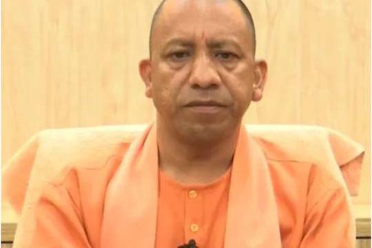 CM Yogi Adityanath to Oversee 34 Department : सीएम योगी ने अपने पास रखे 34 विभाग, ये है अन्य मंत्रियों के विभागों की जानकारी