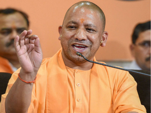 CM Yogi Adityanath Instructions : सीएम योगी आदित्यनाथ का निर्देश, महिला सुरक्षा पर चलेगा विशेष अभियान