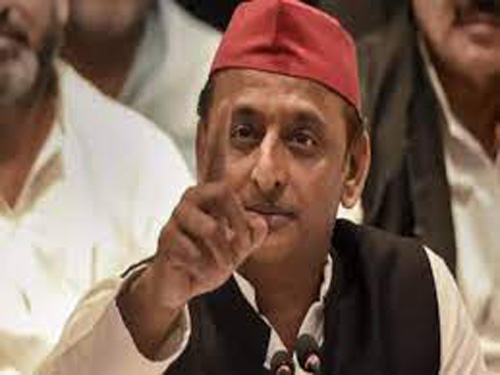 Akhilesh Yadav’s attack on BJP : अखिलेश यादव का भाजपा पर हमला, कहा अब तक भाजपा ने ब्याज लूटा अब लॉकर लूट रही है