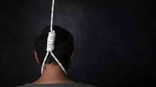 Dead Body of youth found Hanging in Bijnor : बिजनौर आम के बाग में लटका मिला युवक का शव