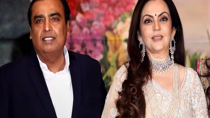 आज है मुकेश अंबानी का हैप्पी बर्थडे, 65 साल के हुए रिलायंस के चेयरमैन Happy Birthday Reliance Chairman Mukesh Ambani