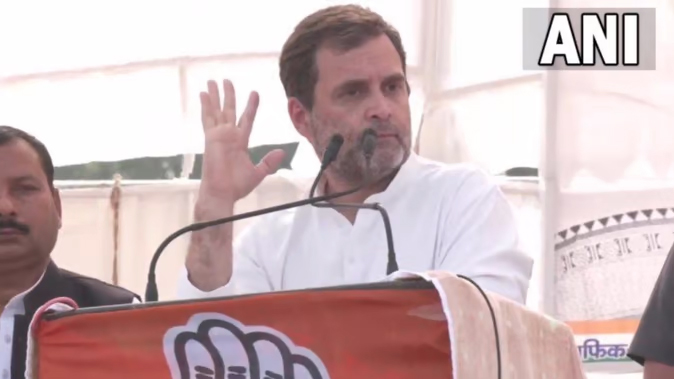 Rahul Gandhi targets BJP : बोले राहुल गांधी, नफरत छोड़ महंगाई व बेरोजगारी पर चलाएं बुलडोजर