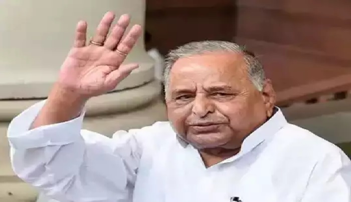 Mulayam Singh Yadav funeral: पैतृक गांव सैफई में दोपहर 3 बजे होगा नेता जी का अंतिम संस्कार, पीएम मोदी के पहुंचने पर चर्चा