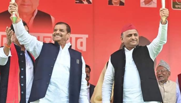 Mainpuri By Election: ‘अखिलेश भैया नहीं, छोटे नेताजी कहिए’; शिवपाल का भतीजे पर उमड़ा प्यार