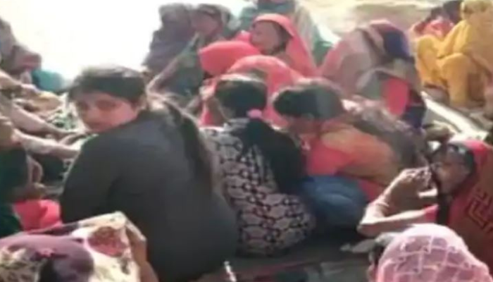 Kanpur: क्रिकेट खेलते समय 10 वीं के छात्र की हार्ट अटैक से मौत , रन लेने के लिए दौड़ते हुए गिरा तो फिर नहीं उठ सका छात्र