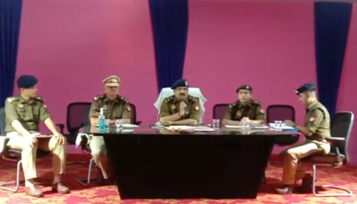 Prayagraj: माघ मेला को लेकर तैयारियां हुई तेज, पुलिस कमिश्नर ने बैठक कर दिए दिशा-निर्देश, आज से आवंटित होगी भूमि