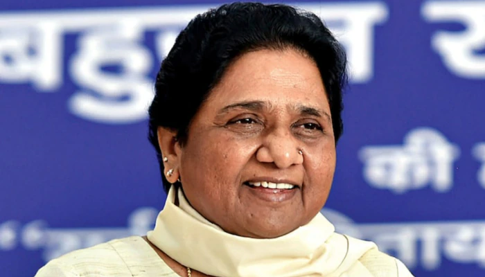 MAYAWATI BIRTHDAY: BSP पार्टी की मुखिया मायावती आज 67 साल की हो गयी है। क्या है इनका इतिहास