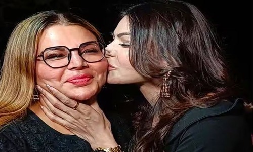 Rakhi Sawant Sherlyn Chopra: पति के जेल जाते ही राखी ने बनाया अपने दुश्मन को अपना दोस्त, जानिए कैसे हुई दोस्ती