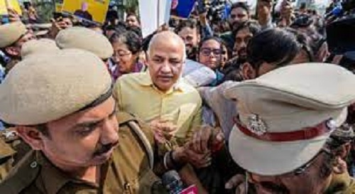 Manish Sisodia Arrest Live: सिसोदिया को आज कोर्ट में किया गया पेश, संजय राउत ने बीजेपी पर लगाया आरोप कहा – बीजेपी में क्या सभी संत हैं?