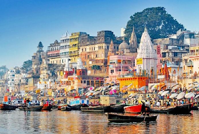 Tourist Place In Varanasi: अगर आप भी बना रहें हैं वाराणसी जाने का प्लान, इन जगहों का दीदार करना ना भूलें