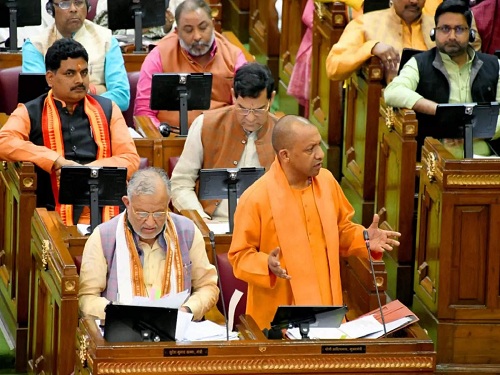 UP Assembly : शिवपाल के इस बयान को सुन ठहाकों से गूंज उठा सदन, सीएम योगी भी नहीं रोक पाए अपनी हंसी, जानें- क्या है पूरा मामला?