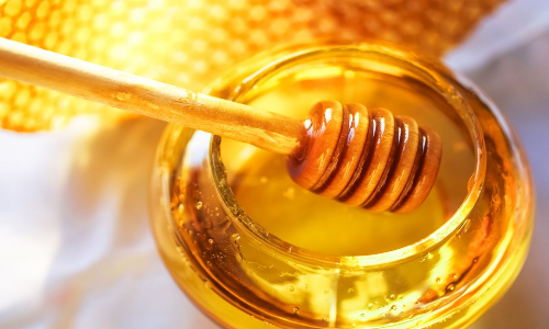 Benefits Of Honey: शहद का सेवन आपके लिए बेहद लाभदायक, जानें