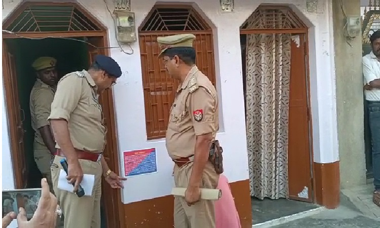 Mirzapur News: पुलिस की बड़ी कार्रवाई, लेडी सुल्ताना की एक करोड़ की संपत्ति कुर्क