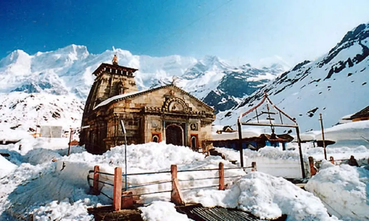 Uttarakhand Weather: खराब मौसम के चलते छह जिलों में बारिश और बर्फबारी, येलो अलर्ट जारी