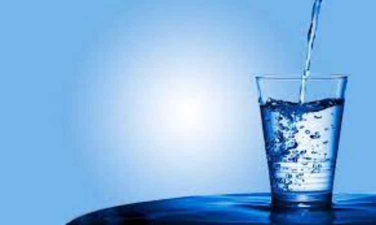 Drinking Less Water Disadvantages: अगर आप भी पीते है कम पानी तो हो जाएं सानधान, जानिए कम पानी पीने के नुकसान