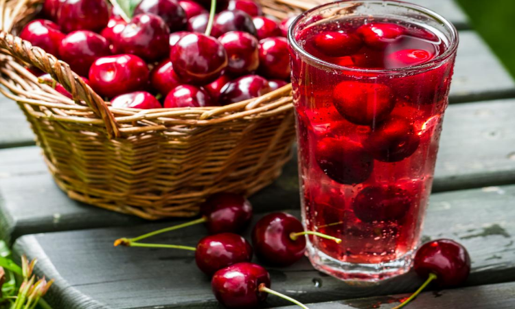 Cherry Juice Benefits: नींद की समस्याओं को दूर करता है चेरी का जूस, जानिए बनाने का तरीका..