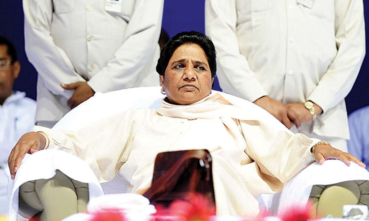 Mayawati: आगामी लोकसभा चुनाव की रेस में तीसरी ताकत बनने की कोशिश में बसपा, नए फॉर्मूले के साथ एक बार फिर करेगी वापसी