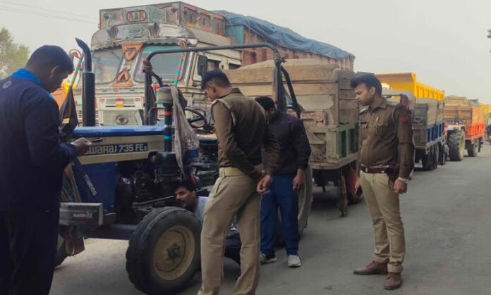Agra News: आगरा में अवैध खनन को लेकर पुलिस की कार्रवाई लगातार जारी, 150 से अधिक वाहन सीज....