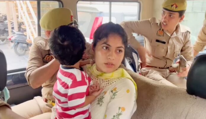 Noida News: सीमा हैदर के बाद, बांग्लादेश से बच्चा लेकर नोएडा पहुंची सानिया अख्तर....
