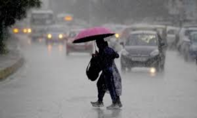 UP Weather Update : मौसम विभाग ने एक बार फिर 22-23 अगस्त को यूपी के कई जिलों में भारी बारिश का किया अलर्ट जारी 