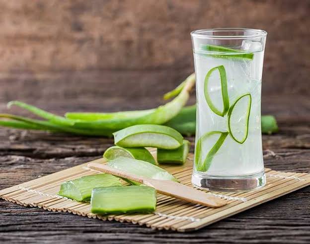 Aloevera juice: एलोवेरा के जूस से मिलते हैं बेमिसाल फायदे, यहां जानें सभी लाभ