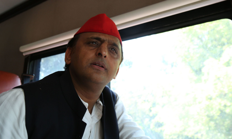 Akhilesh Yadav: एक ऐसा अनोखा चुनाव!जिसमे जीते तो एक विधायक हैं, पर हारे कई दलों के भावी मंत्री- सपा अध्यक्ष