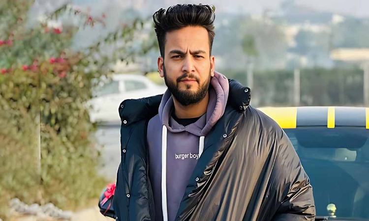 फेमस Youtuber एल्विश यादव से मांगी गई 1 करोड़ की रंगदारी, जानें क्या है पूरा मामला