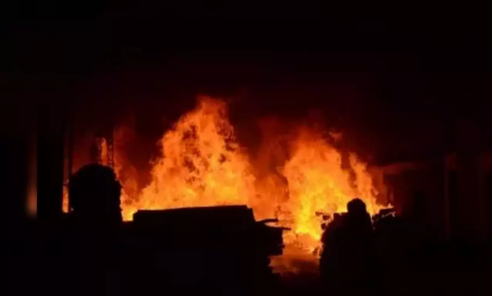 Massive Fire In Firozabad