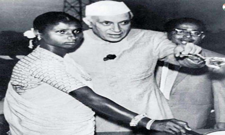 Pandit Jwahar Lal Nehru: कहानी नेहरू की आदिवासी पत्नी की , जिसे निर्दोष होते हुए भी मिली सजा