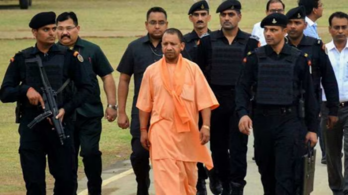 Lucknow News: Chief Minister Yogi and STF Chief received bomb threat, know who the person is