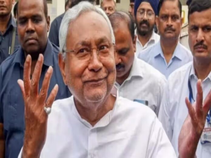 Bihar Politics Live: क्या नीतीश कुमार फिर NDA में जाएंगे? पटना से लेकर दिल्ली तक मीटिंग का दौर जारी