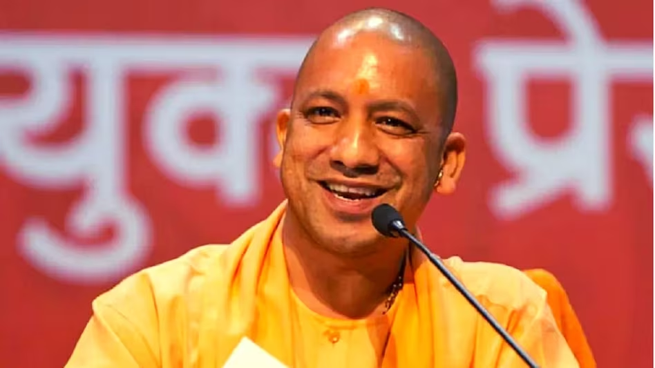 Yogi Cabinet Expansion: योगी कैबिनेट का हो सकता है विस्तार, अचानक से राजभवन पहुंचे योगी, देखें संभावित मंत्रियों की लिस्ट