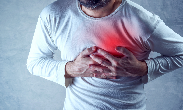 Heart Disease: तेजी से युवाओं में बढ़ रहा दिल के दौरे का खतरा, जानिए कैसे करें बचाव  