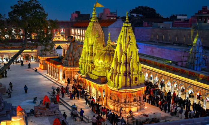 Mahashivratri: महाशिवरात्रि आज, भगवान महाकाल के अगले 44 घंटे तक होंगे लगातार दर्शन