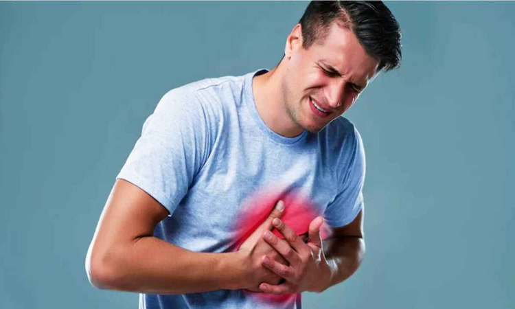 Heart failure: शरीर के इन संकेतों को न करें इग्नोर, हर्ट फेल होने का हो सकता है खतरा