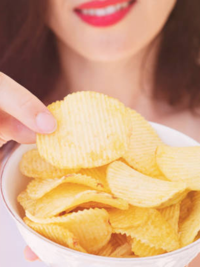 Chips के ऊपर क्यों बनी होती हैं Lines? डिजाइन नहीं…ये है इसकी वजह