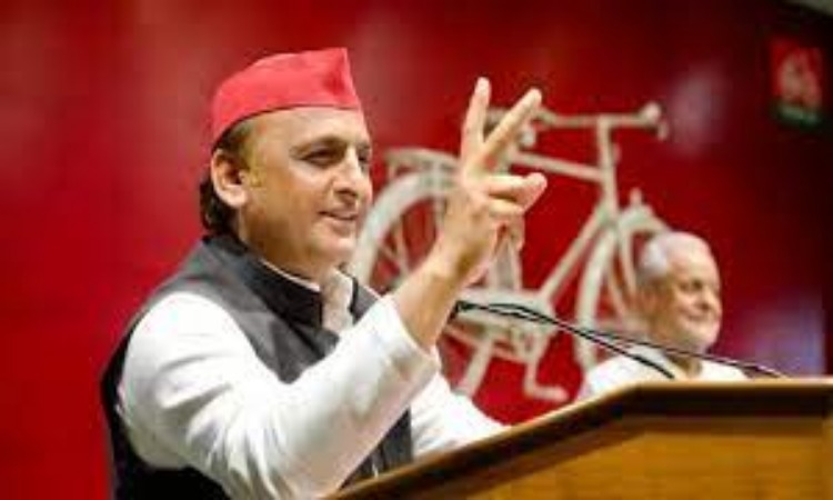 Akhilesh Yadav: अखिलेश यादव ने दिया विधायकी से इस्तीफा, करहल से सपा का ये नेता लड़ सकता है चुनाव