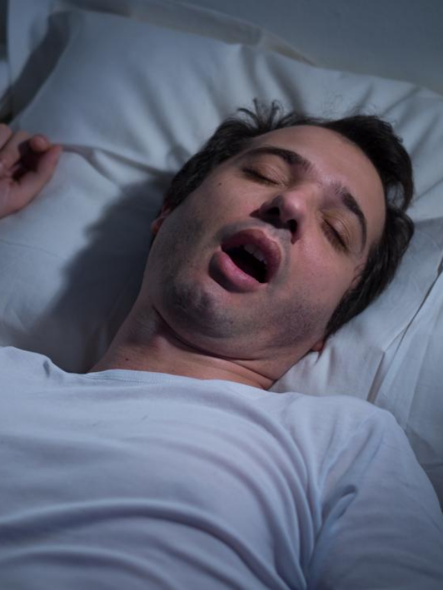 क्या आपको भी हैं नींद में बात करने की आदत, जानिए Sleep Talking Disorder के बारें में