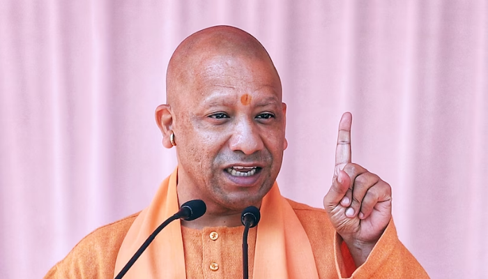 Yogi: योगी सरकार का स्मार्ट मूव, अब ढाबों, होटलों और रेस्टोरेंट को मिलेगी सब्सिडी