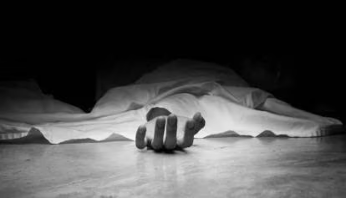 Suicide: युवक ने चाकू से खुद का गला रेता, डिप्रैशन का था शिकार