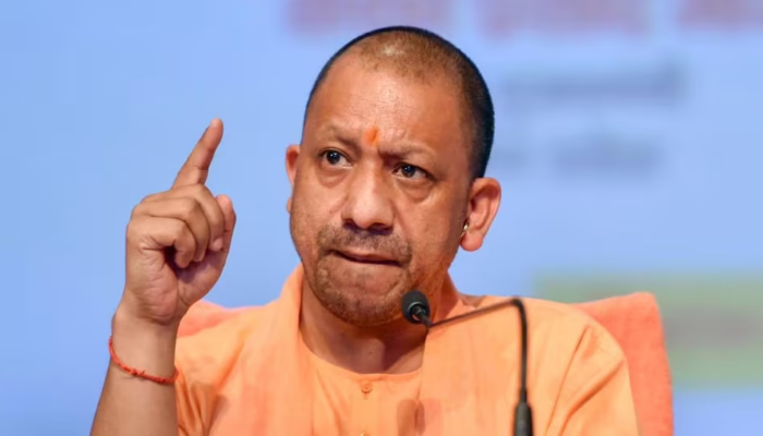 Yogi Govt: CM का एक्शन मोड ऑन! तहसील और RTO दफ्तर में छापा, 19 आरोपी पहुंचे जेल