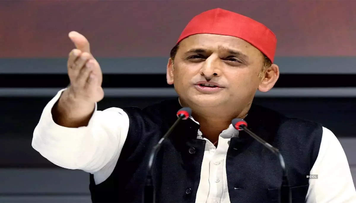 Akhilesh Yadav: यूपी सरकार पर अखिलेश यादव बोले, ‘कल को ये कह देंगे बाढ़ है ही नहीं…’