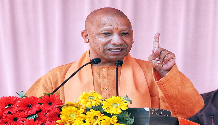 CM Yogi: कांवडियों से सीएम योगी ने की ये अपील, जानें खबर